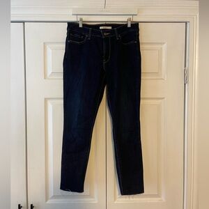 Levi’s 711 Skinny Jeans